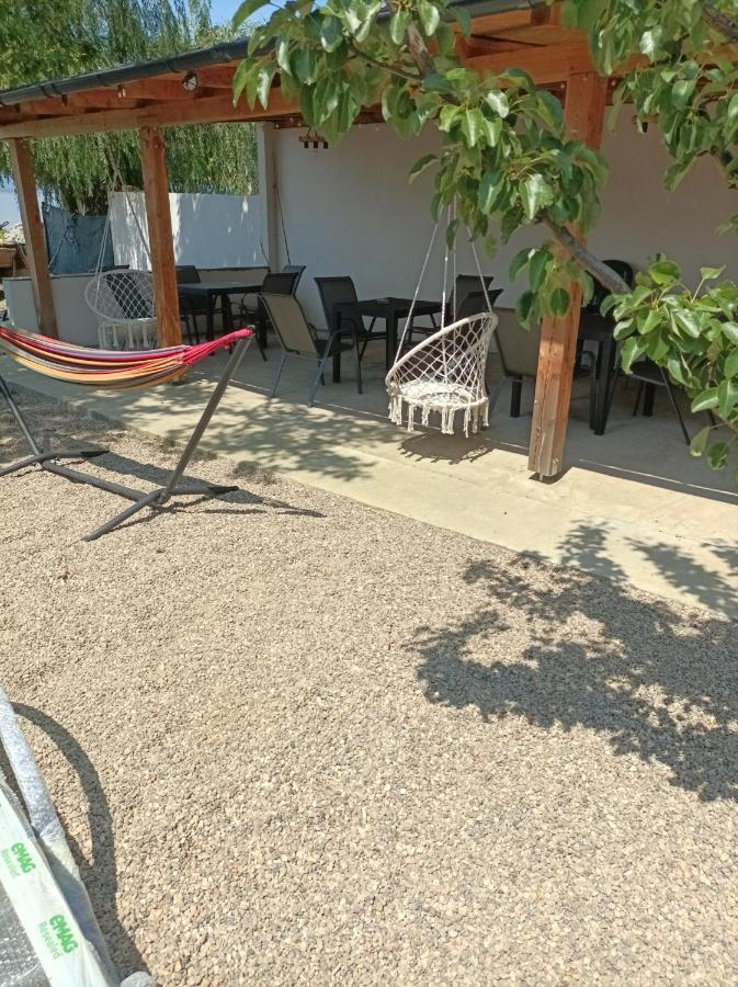 Casa Alexia Apartment Pescari Exterior photo